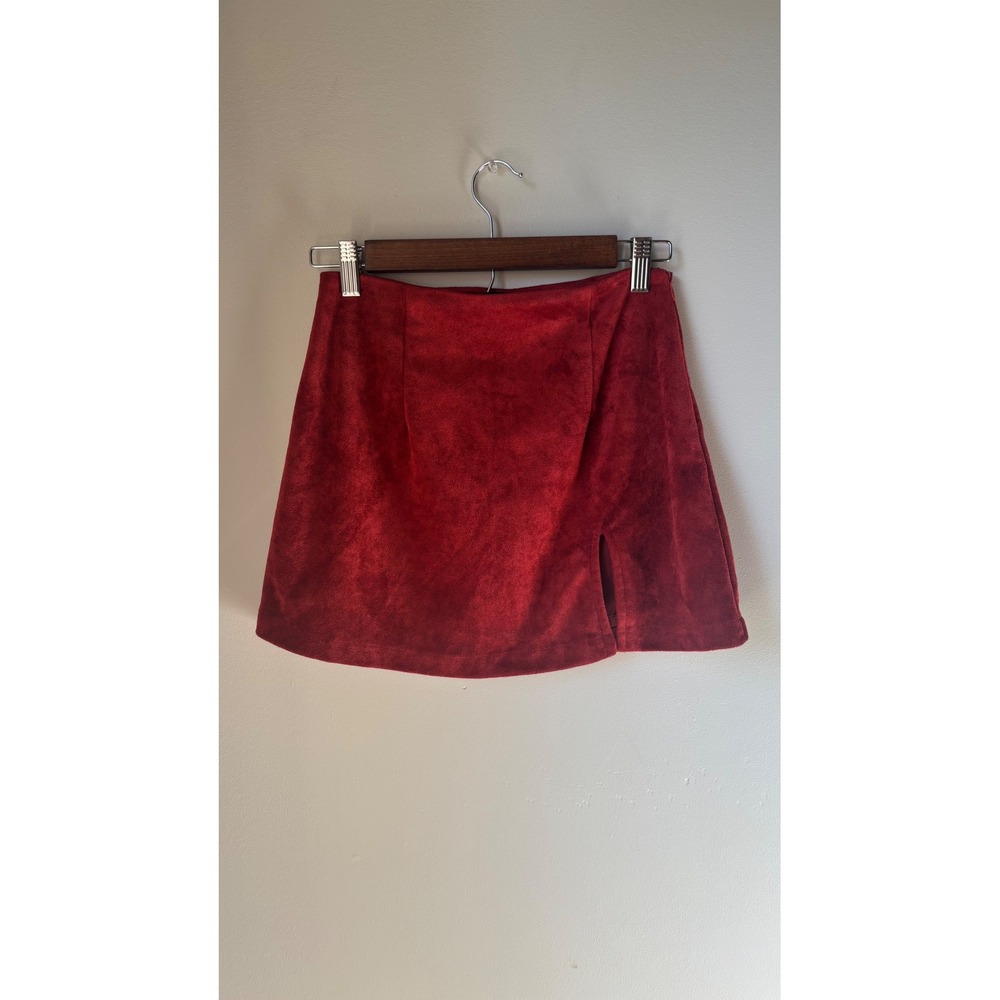 Olivaceous Red Faux Suede Mini Skirt Front Slit Streetwear Women Size Small S